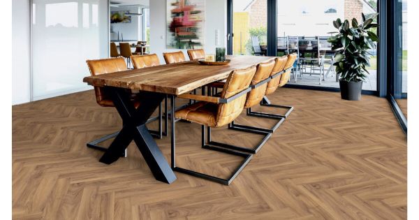 ter Hürne Ikō Laminatboden Herringbone Eiche Cottage Fischgrät