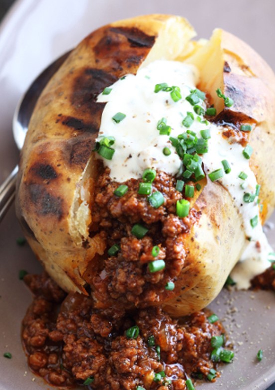 Grillrezept_Kartoffeln_BBQ_Art_mit_Sour_Cream_Bild