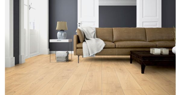 ter Hürne Ikō Laminatboden Classic Eiche Yoga Studio Landhausdiele